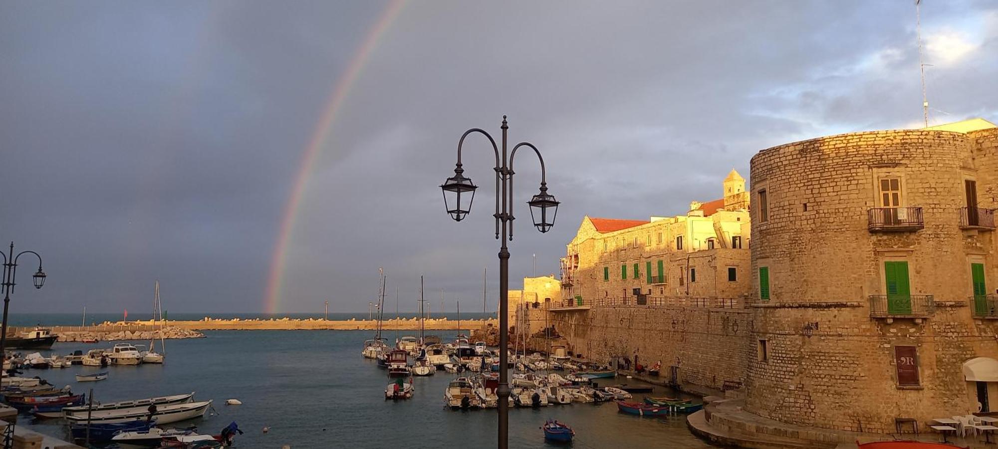 Giovinazzo Historic Apulia Old Town Stone House With Private Patio公寓 外观 照片